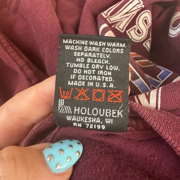 Harley-Davidson XXL worn in oversized moto Maroon tee with graphic - Picture 5 of 6